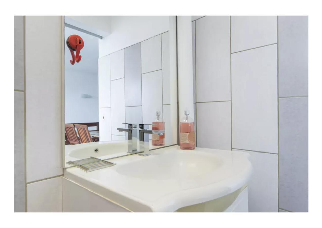 Appartement T2 Colombier Pour 5 Personnes Vue Mer Sainte-Clotilde Exterior foto